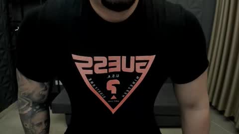 Snapshot of tonywilcoxx chatting on November 2025 05:29:02 AM TonyWilcox online show from November 2025 05:29:02 AM