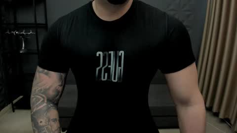 Snapshot of tonywilcoxx chatting on December 2025 06:55:02 AM TonyWilcox online show from December 2025 06:55:02 AM