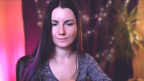 Elizabeth online show from January 2025 11:27:02 PM