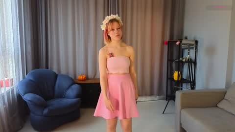 Snapshot of too_cute_blonde_girl chatting on April 2026 12:27:02 PM Hey hey Im Megan Pvt open. Im very glad to see you here online show from April 2026 12:27:02 PM