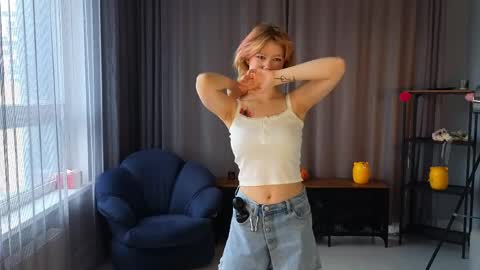 Snapshot of too_cute_blonde_girl chatting on April 2026 08:20:02 AM Hey hey Im Megan Pvt open. Im very glad to see you here online show from April 2026 08:20:02 AM