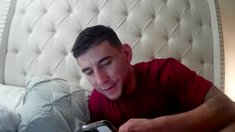 toomuchsmoke online show from November 2025 04:23:02 AM