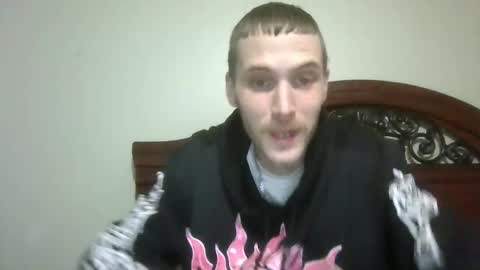 Snapshot of tootall803 chatting on February 2026 11:21:02 PM TooTall803 online show from February 2026 11:21:02 PM