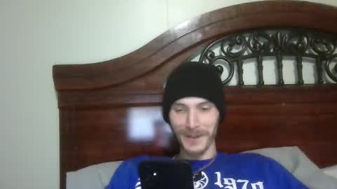 Snapshot of tootall803 chatting on February 2026 01:44:02 AM TooTall803 online show from February 2026 01:44:02 AM