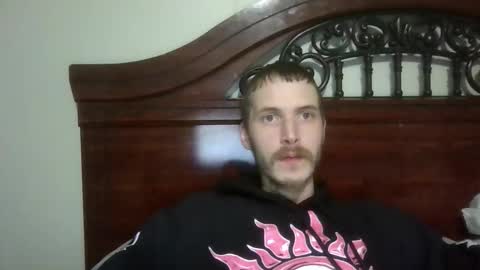 Snapshot of tootall803 chatting on February 2026 02:43:01 AM TooTall803 online show from February 2026 02:43:01 AM