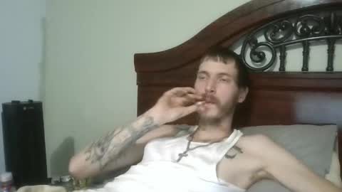Snapshot of tootall803 chatting on April 2026 07:52:02 PM TooTall803 online show from April 2026 07:52:02 PM