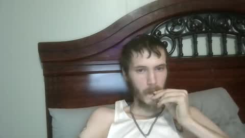 Snapshot of tootall803 chatting on May 2026 01:44:01 AM TooTall803 online show from May 2026 01:44:01 AM