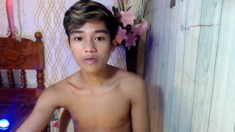 Snapshot of toothlessxx chatting on July 2026 01:11:01 AM jhonrex online show from July 2026 01:11:01 AM