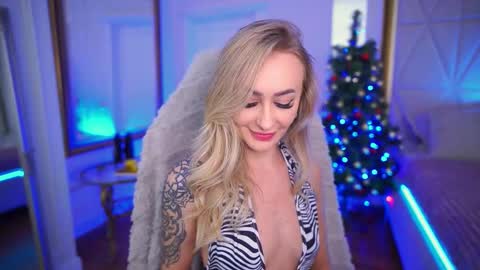 top_grace online show from December 2025 07:26:01 AM