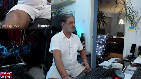 Snapshot of topalphaboss chatting on October 2025 06:17:02 PM topalphaboss online show from October 2025 06:17:02 PM