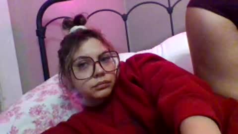 Topanga online show from November 2025 06:35:02 AM