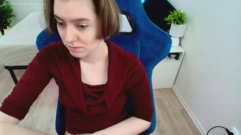 topcranberry online show from September 2025 06:29:02 AM