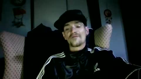 SagMeOreduceMe online show from October 2025 08:44:02 AM