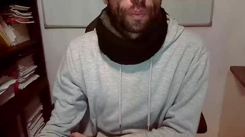 Topg84 online show from November 2025 05:59:01 PM