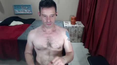 Snapshot of toptobottom4u chatting on February 2025 08:53:01 PM toptobottom4u online show from February 2025 08:53:01 PM