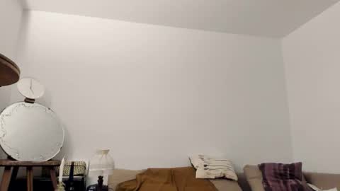 Snapshot of torcuato9 chatting on November 2025 04:01:01 AM Torcuato online show from November 2025 04:01:01 AM