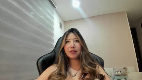 Snapshot of tori_gomez chatting on May 2026 06:07:01 AM Victoria Gomez online show from May 2026 06:07:01 AM