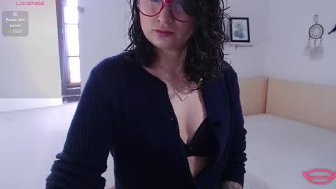 Snapshot of tori_just chatting on October 2025 02:18:02 PM tori_just online show from October 2025 02:18:02 PM