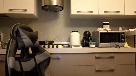 toro_arrapato online show from November 2025 08:30:01 PM