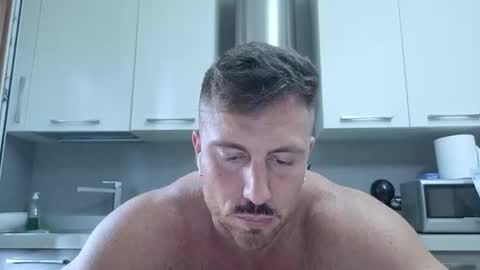 toro_arrapato online show from May 2026 03:31:02 PM
