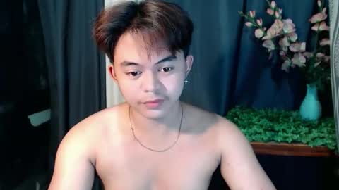 Snapshot of toshirokunn chatting on April 2026 05:01:02 AM Toshiro online show from April 2026 05:01:02 AM