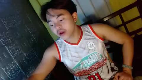 Snapshot of toshirokunn chatting on May 2026 03:18:02 PM Toshiro online show from May 2026 03:18:02 PM