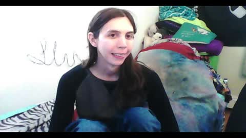 Luna online show from April 2026 12:54:02 AM