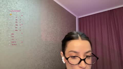 Snapshot of totallytiny_ chatting on December 2024 11:12:02 PM see you December 4th beloved friends online show from December 2024 11:12:02 PM