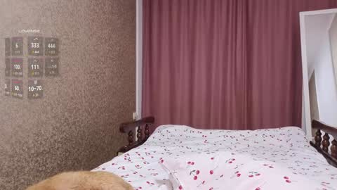 Snapshot of totallytiny_ chatting on December 2024 08:04:02 PM see you December 4th beloved friends online show from December 2024 08:04:02 PM