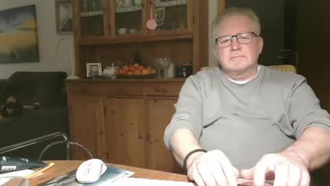 Snapshot of toto758 chatting on January 2025 02:04:01 AM toto758 online show from January 2025 02:04:01 AM