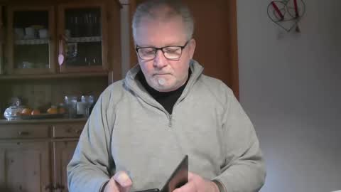 Snapshot of toto758 chatting on January 2025 11:45:02 AM toto758 online show from January 2025 11:45:02 AM