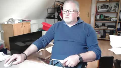 Snapshot of toto758 chatting on November 2025 11:10:02 AM toto758 online show from November 2025 11:10:02 AM