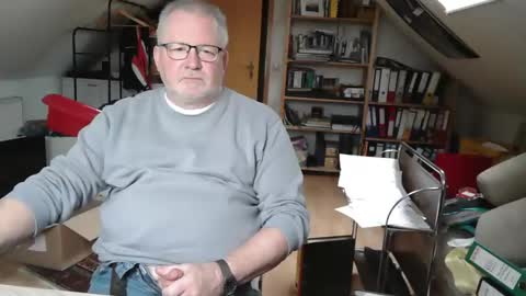 Snapshot of toto758 chatting on November 2025 11:44:01 AM toto758 online show from November 2025 11:44:01 AM