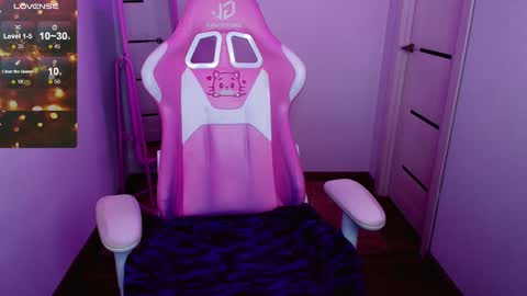 Snapshot of touch_m3 chatting on December 2024 07:49:02 AM online show from December 2024 07:49:02 AM