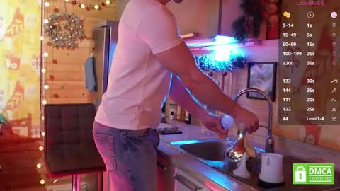 Paul online show from December 2024 03:55:01 PM