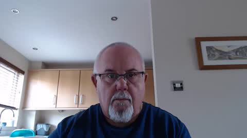 Snapshot of touchwood25 chatting on April 2026 11:14:02 AM TOUCHWOOD25 online show from April 2026 11:14:02 AM