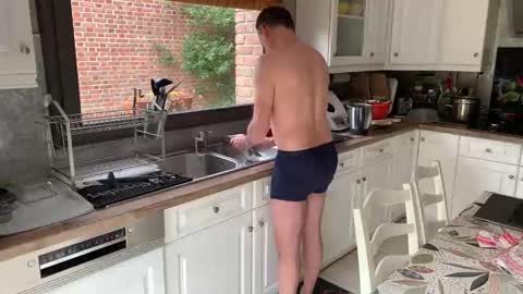 Snapshot of toutakou223 chatting on April 2026 11:22:02 AM Toutakou online show from April 2026 11:22:02 AM