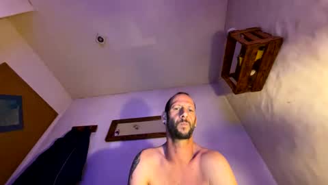 Snapshot of toxic2256191 chatting on October 2025 01:28:01 AM Toxic online show from October 2025 01:28:01 AM