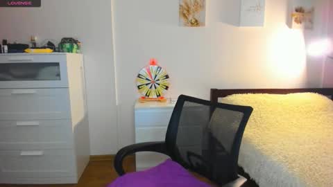 Snapshot of toxic_lina chatting on March 2026 02:22:01 AM Ellina online show from March 2026 02:22:01 AM