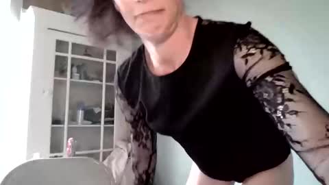 toxiclayne online show from March 2026 05:27:01 PM