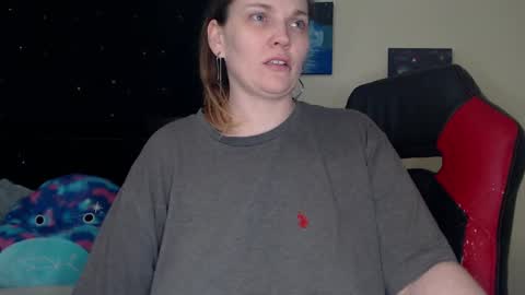 Snapshot of toxiclilly chatting on December 2024 11:59:01 AM Lilly Miss Mistress Goddess Maam Queen Boss online show from December 2024 11:59:01 AM