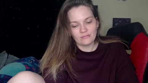 Snapshot of toxiclilly chatting on February 2025 11:53:01 AM Lilly Miss Mistress Goddess Maam Queen Boss online show from February 2025 11:53:01 AM