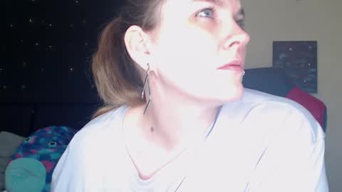 Snapshot of toxiclilly chatting on February 2025 08:54:02 AM Lilly Miss Mistress Goddess Maam Queen Boss online show from February 2025 08:54:02 AM