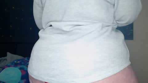 Snapshot of toxiclilly chatting on March 2025 11:29:02 AM Lilly Miss Mistress Goddess Maam Queen Boss online show from March 2025 11:29:02 AM