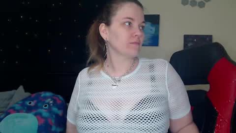 Snapshot of toxiclilly chatting on March 2025 08:08:01 AM Lilly Miss Mistress Goddess Maam Queen Boss online show from March 2025 08:08:01 AM