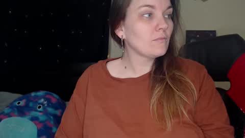 Snapshot of toxiclilly chatting on March 2025 08:51:02 AM Lilly Miss Mistress Goddess Maam Queen Boss online show from March 2025 08:51:02 AM