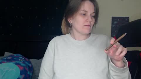 Snapshot of toxiclilly chatting on March 2025 07:04:02 AM Lilly Miss Mistress Goddess Maam Queen Boss online show from March 2025 07:04:02 AM