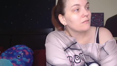 Snapshot of toxiclilly chatting on October 2025 08:26:02 AM Lilly Miss Mistress Goddess Maam Queen Boss online show from October 2025 08:26:02 AM