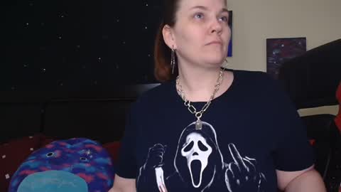 Snapshot of toxiclilly chatting on November 2025 09:51:02 AM Lilly Miss Mistress Goddess Maam Queen Boss online show from November 2025 09:51:02 AM