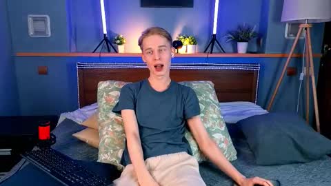 Snapshot of toxicpassion chatting on March 2026 10:21:01 AM Max online show from March 2026 10:21:01 AM